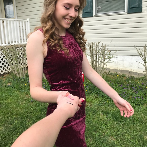 Velvet Burgundy Dress! - Picture 2 of 4